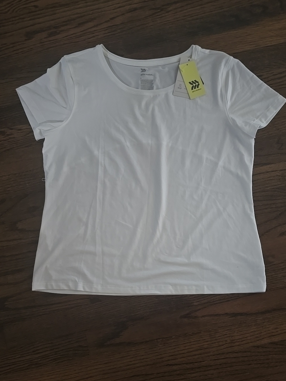 all in motion White Short Sleeve Scoop Neck Tee